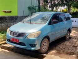 Mobil Dinas Satpol PP Terbengkalai, Beli dengan Uang Rakyat Kini Rusak dan Tak Terurus