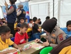 Trauma Healing Polri, Dukungan Psikologis bagi Anak Korban Banjir Bandang di Padang Pariaman