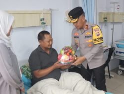 Kapolda Bengkulu Anjangsana Jenguk Personel Sakit di RS Bhayangkara