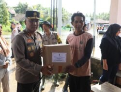 Kapolda Bengkulu Tinjau Lokasi Banjir di Kelurahan Tanjung Jaya Bengkulu , Berikan Bantuan dan Dukungan kepada Warga yang Terdampak