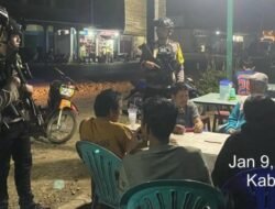 Patroli Dini Hari, Brimob Polda Bengkulu Jaga Stabilitas Kamtibmas di Permukiman Warga