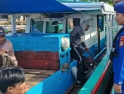 Ditpolairud Polda Bengkulu Laksanakan Patroli Perairan Gunakan Kapal Polisi XXVII-2005 dan Berikan Himbauan Keselamatan kepada ABK Kapal Tugboat