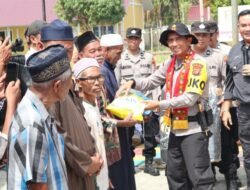 Kapolda Aceh Serahkan 300 Kasur dan Dana Tunggu Hunian untuk Korban Bencana di Ketambe