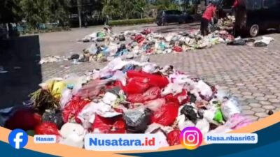 Protes Sampah Menggunung, LPM Buang Sampah di Kantor Wali Kota Bengkulu