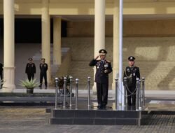 Kapolda Bengkulu Pimpin Upacara Penganugerahan Tanda Kehormatan Satyalancana Pengabdian Personel Polda Bengkulu