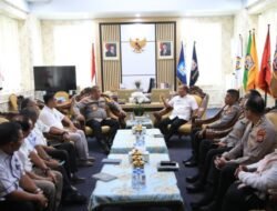 Wakapolda Bengkulu Rapat Pembentukan Pusat Studi Kepolisian Bersama Rektor UNIB di Universitas Bengkulu