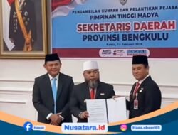 Helmi Hasan Lantik Herwan Antoni sebagai Sekdaprov Bengkulu