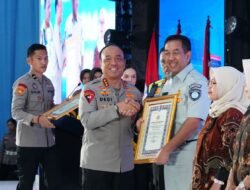 Polri Beri Penghargaan kepada Kementerian dan Lembaga Pendukung Operasi Ketupat 2026, Perkuat Sinergi untuk Keselamatan Masyarakat