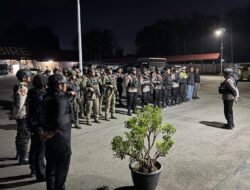 Patroli Gabungan dan Razia Malam di Nabire, Satgas Ops Damai Cartenz 2026 Amankan Senjata Tajam