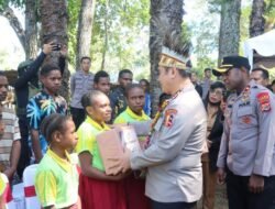 Astamaops Kapolri Berbagi Semangat Belajar Bersama Anak-Anak Papua di Pusat Olah Seni Wesaput