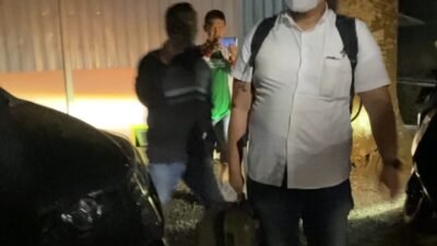 Tiga Koper Keluar dari Rumah Sekwan, KPK Masih Bungkam