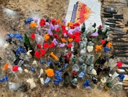 Polda Metro Jaya Cegah Potensi Gangguan, Puluhan Sajam dan Bahan Molotov Diamankan
