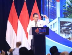 Kapolri: Buruh Indonesia Harus Siap Hadapi Perubahan dan Perkuat Daya Saing Global